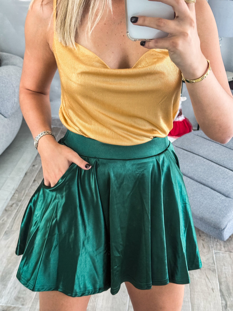 HUNTER GREEN SKORT