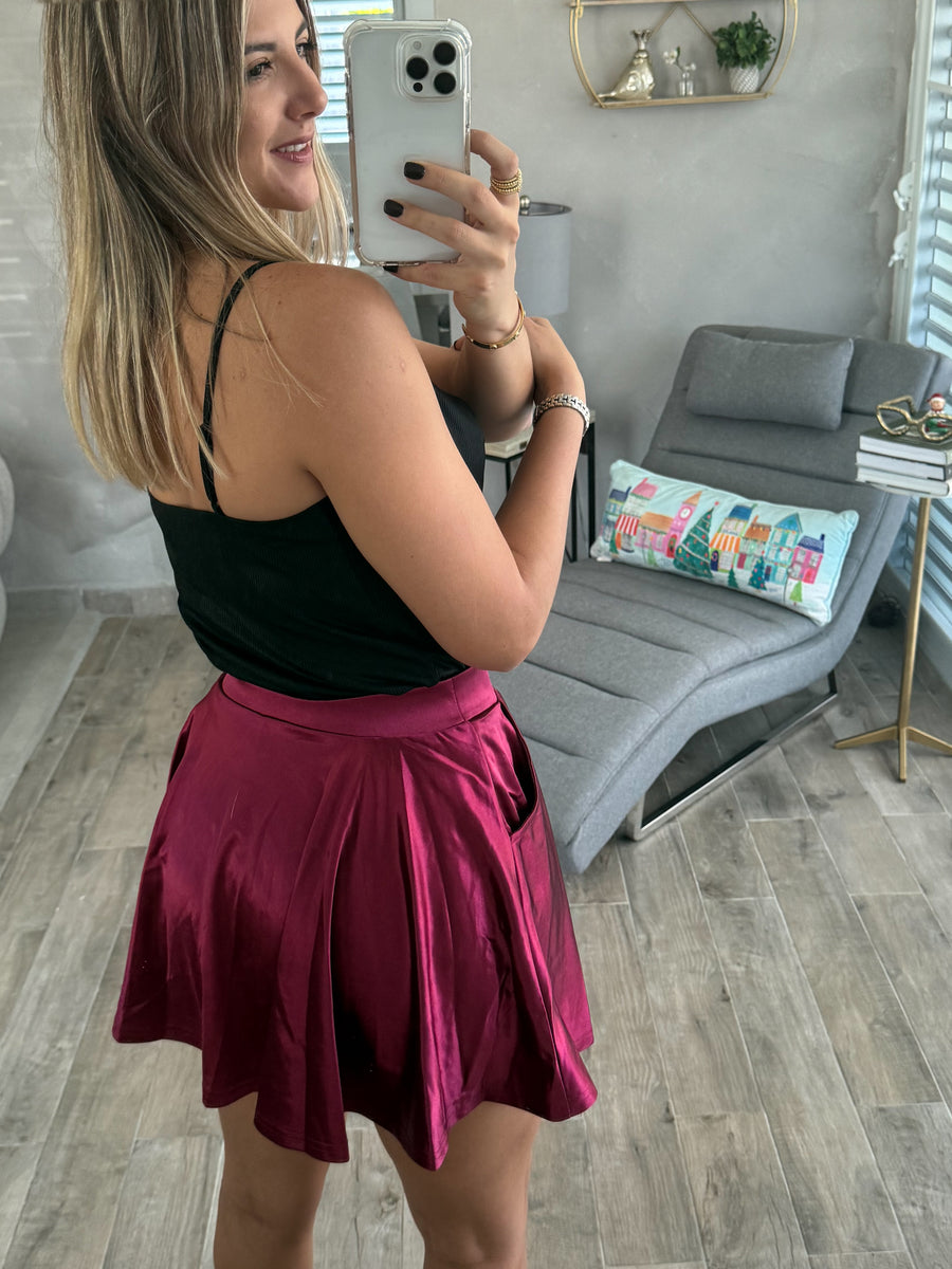 BURGUNDY SKORT