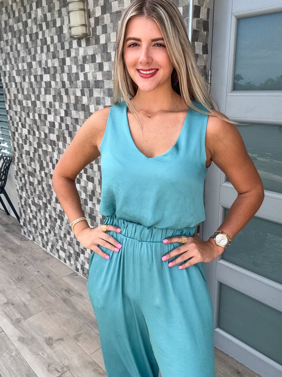 TURQUOISE SILKY V-NECK TOP