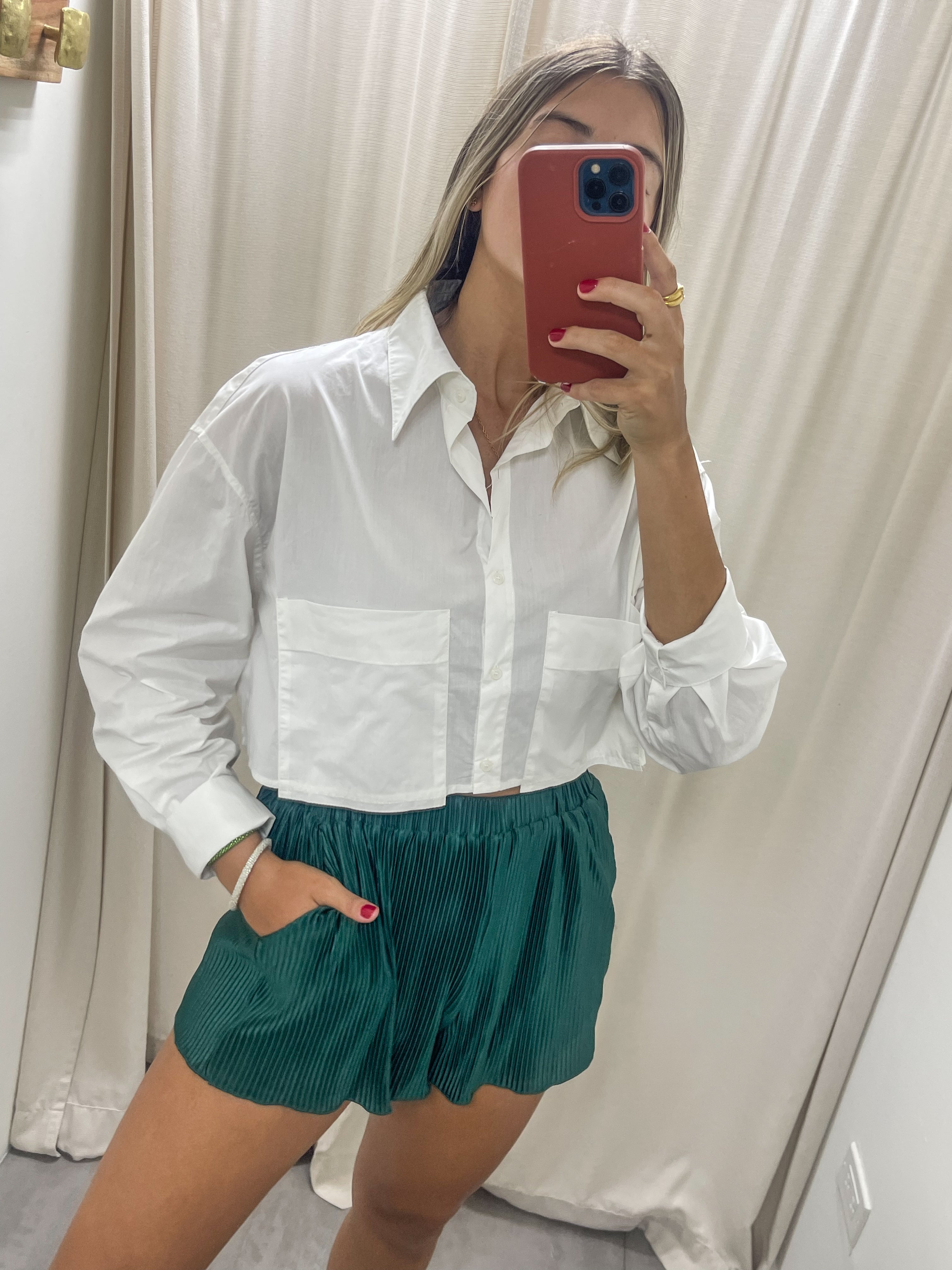 WHITE OVERSIZED CROPPED BUTTONED TOP