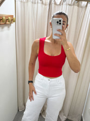 RED JACQUARD VECK CROP TOP