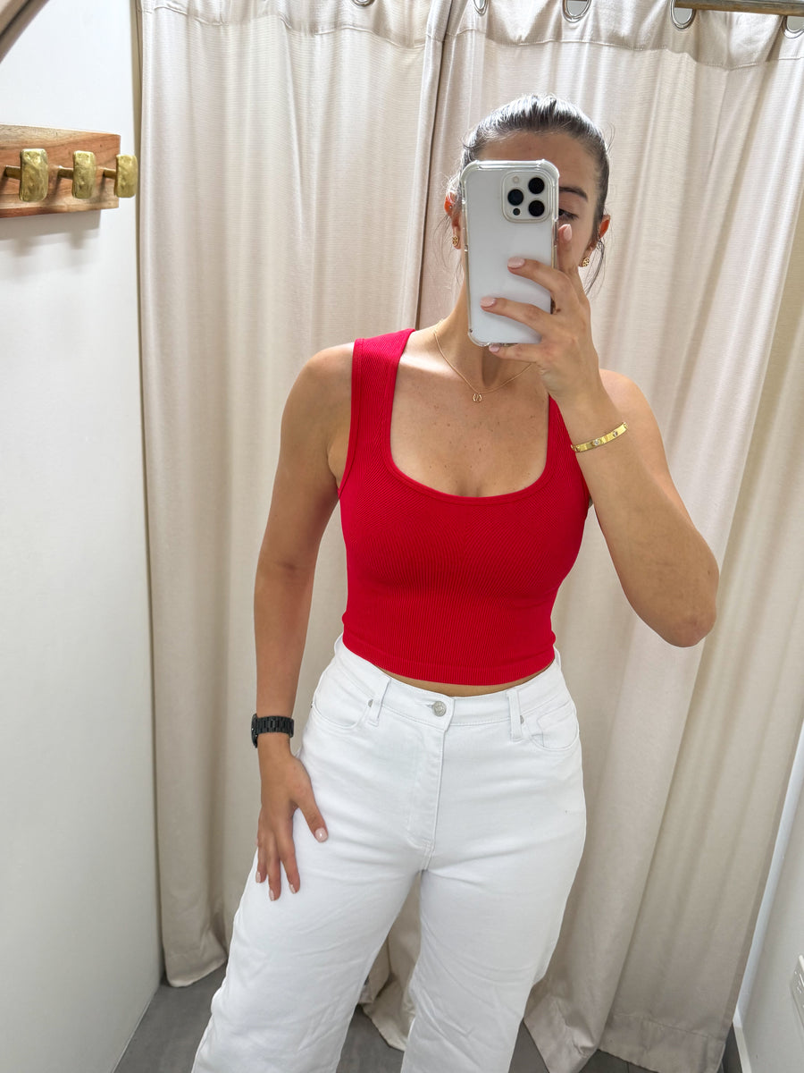 RED JACQUARD VECK CROP TOP