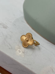 GOLD CLOVER RING