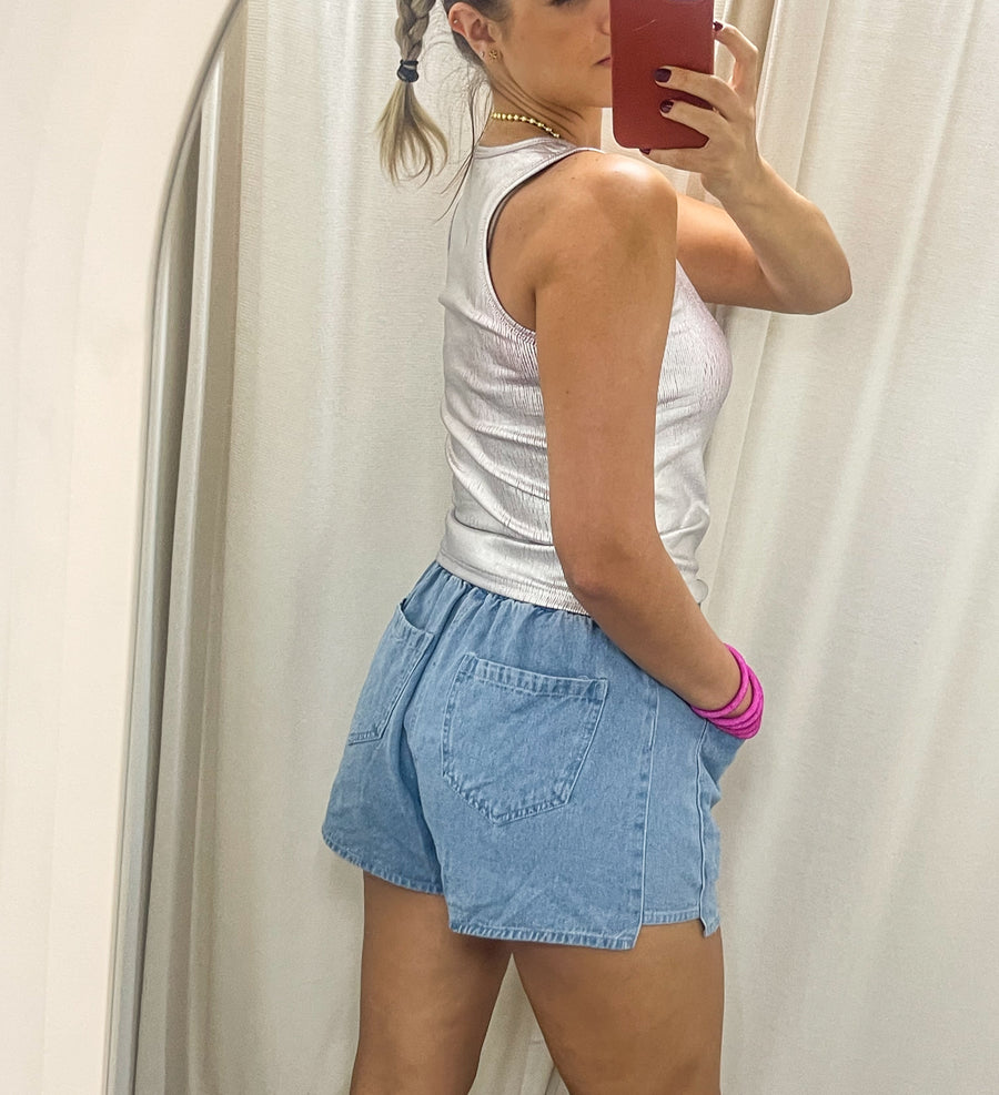 DENIM ELASTIC FRONT BUTTONED SHORTS