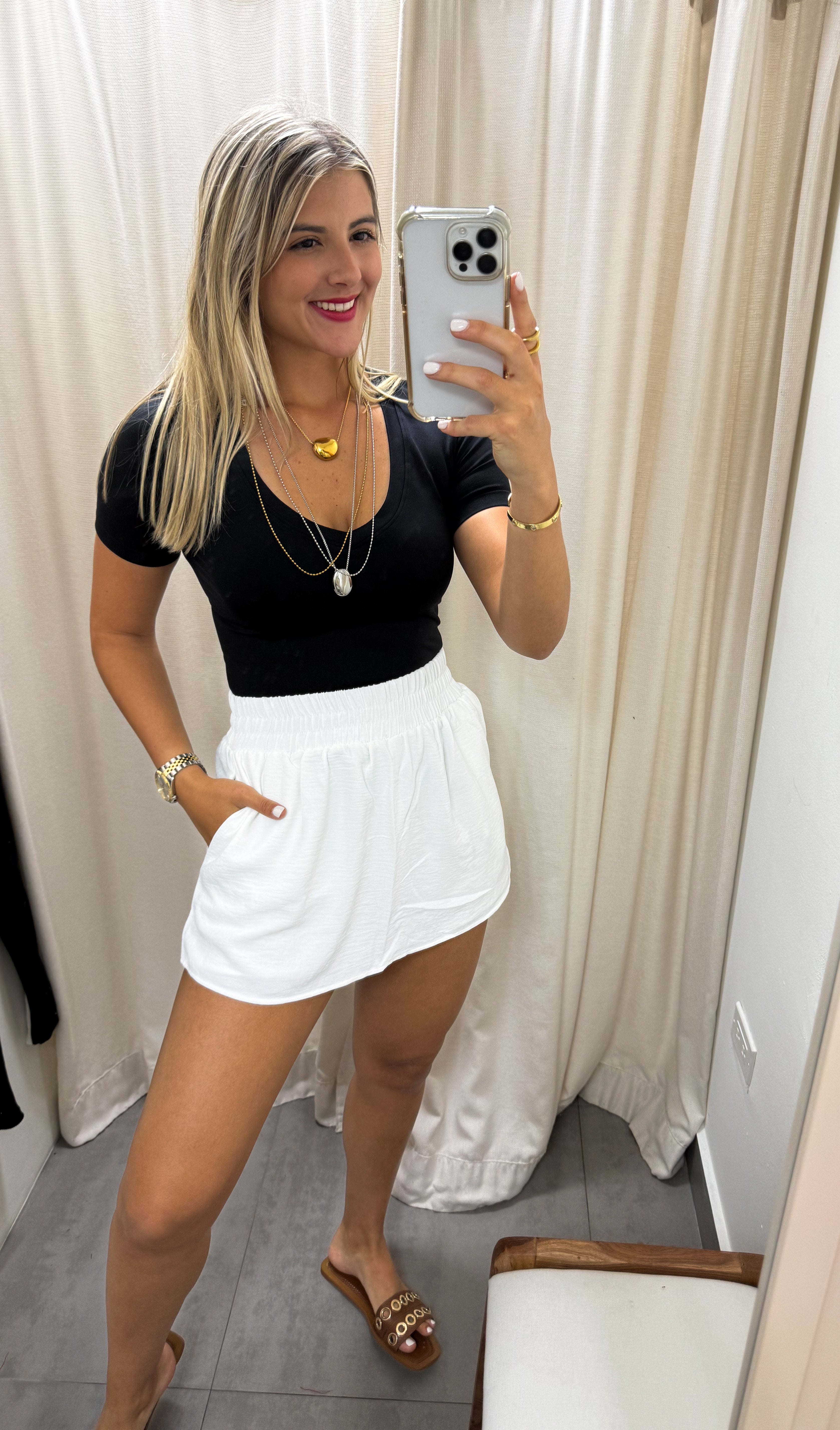 WHITE SKORT