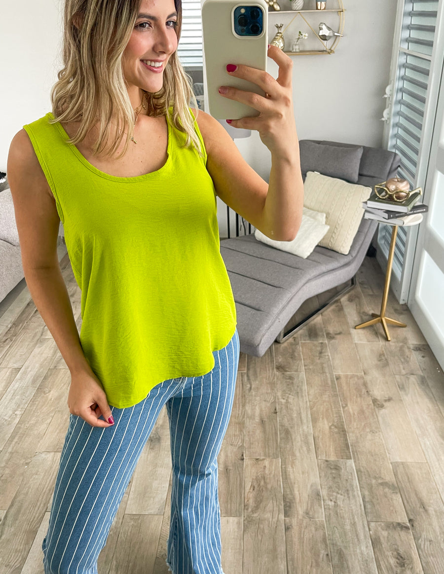 LIME SCOOP NECK TANK TOP