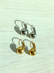 DOT HUGGIE CLIP-ON EARRINGS