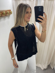 BLACK KNITTED WHITE BORDER BLOUSE