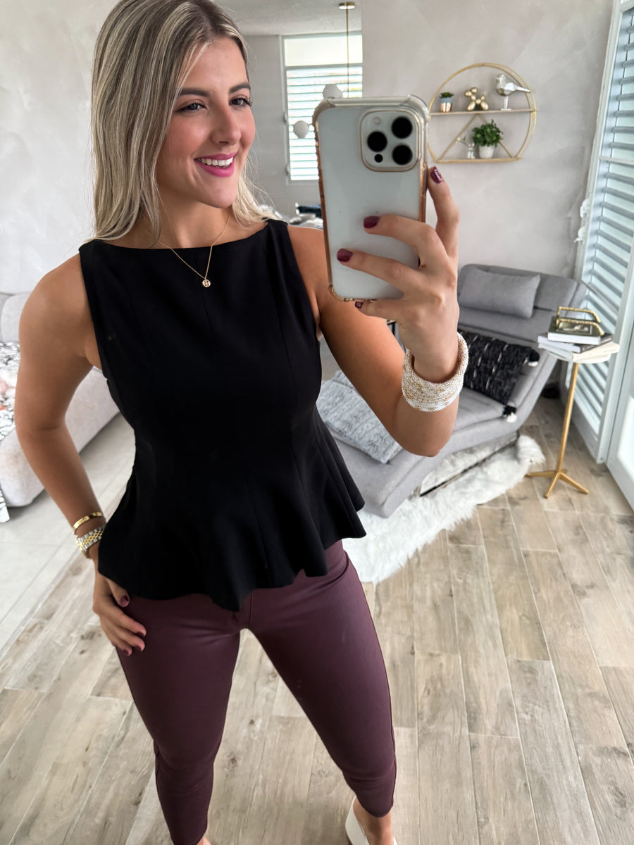 BLACK TAILORED TOP