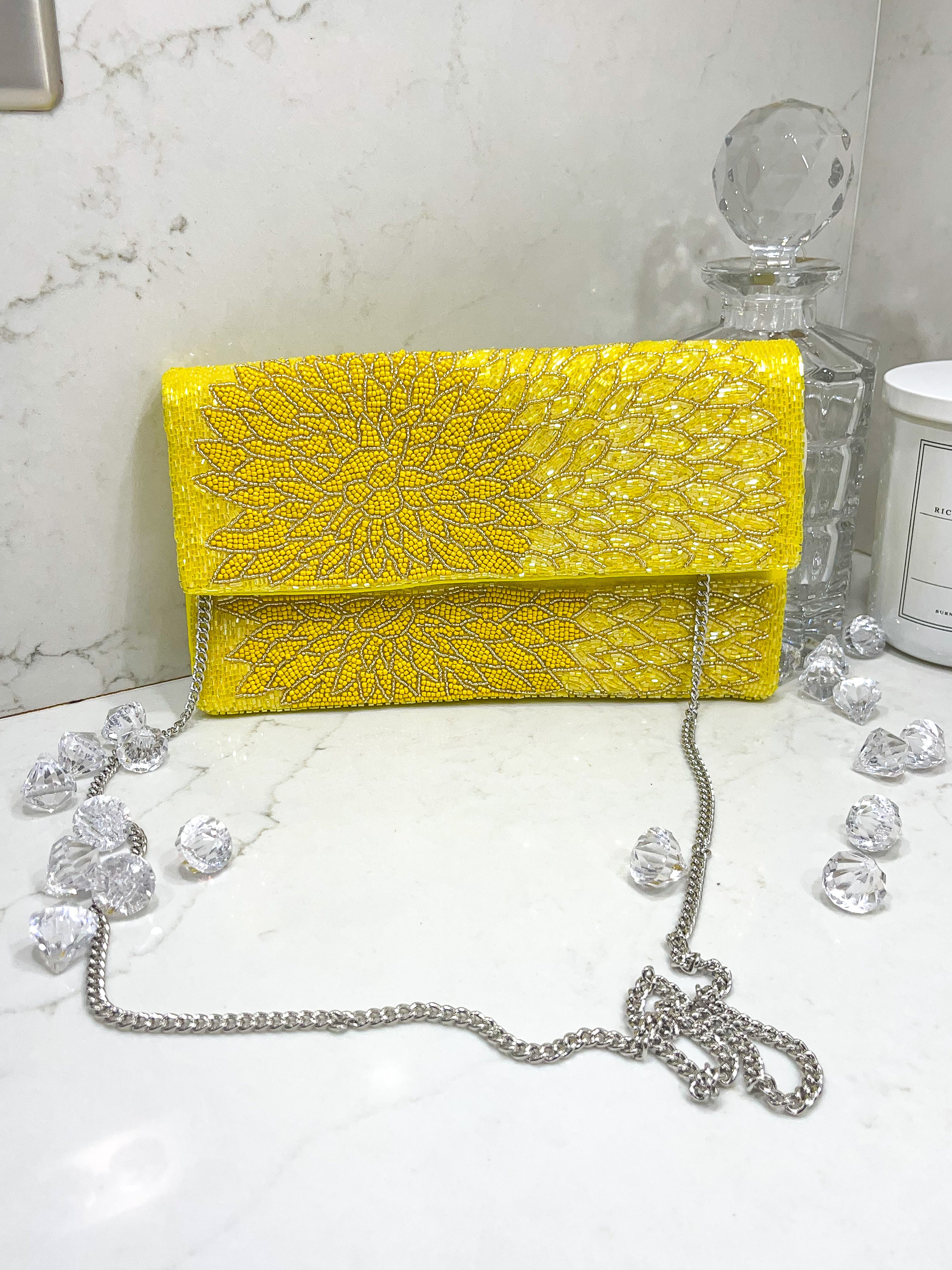 YELLOW SEED BEEDED CLUTCH