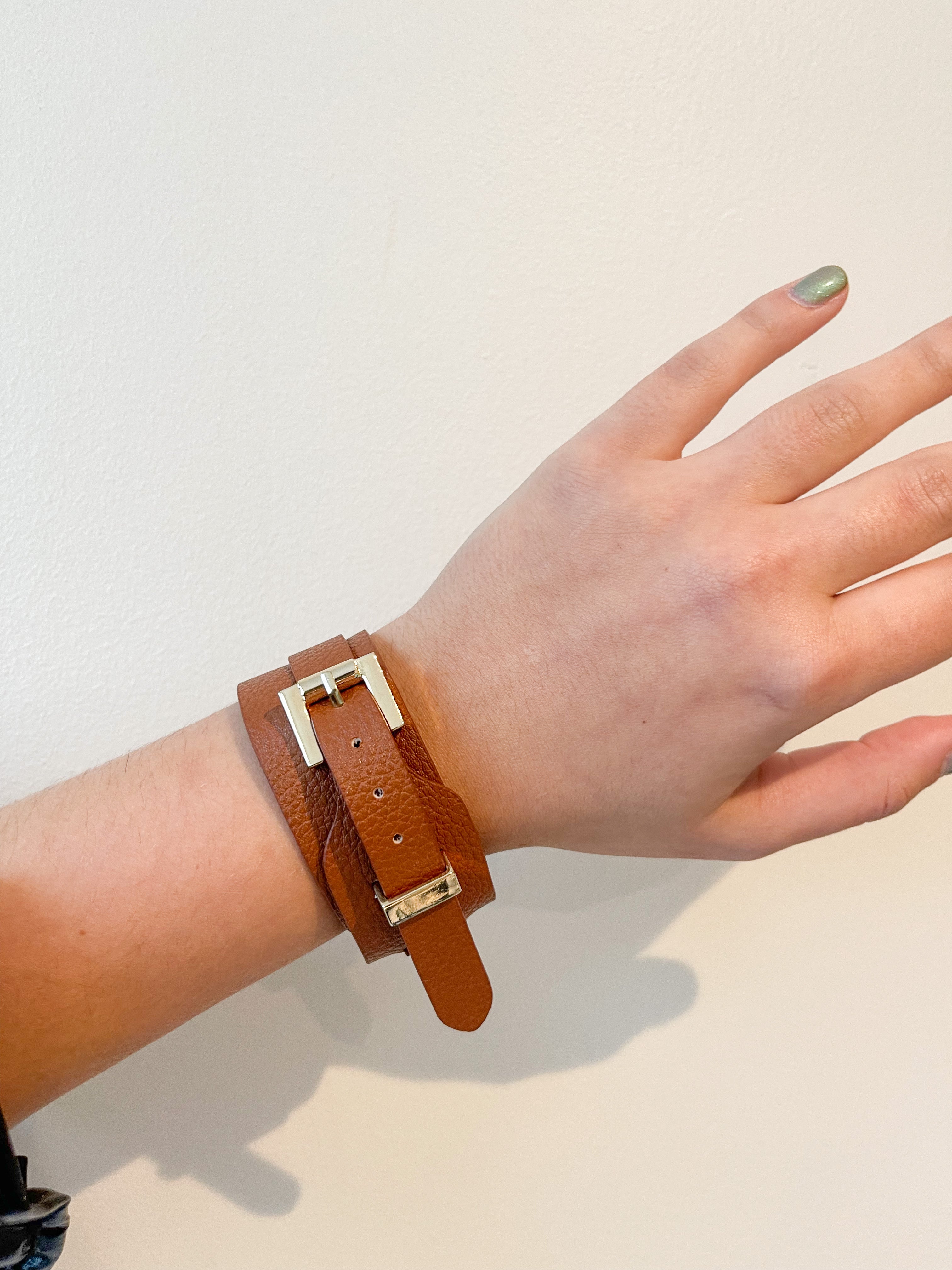 FAUX LEATHER BELT BUCKLE BRACELET